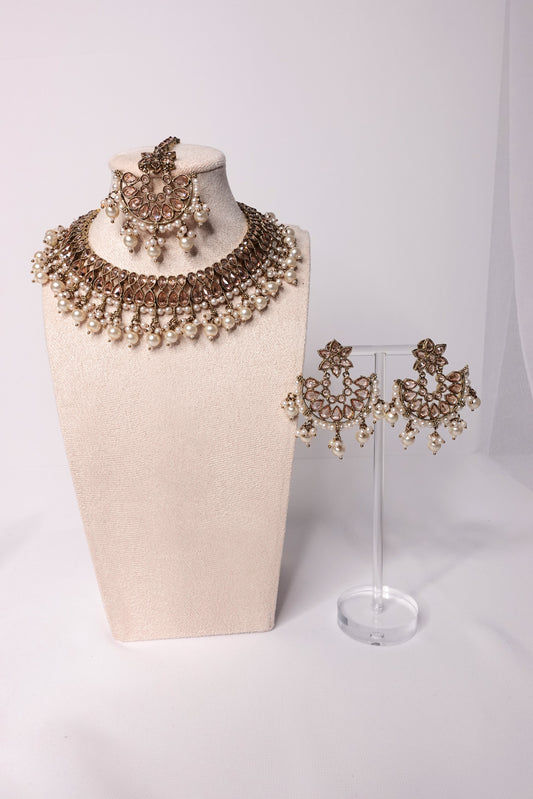 Gold Kundan Set - 251