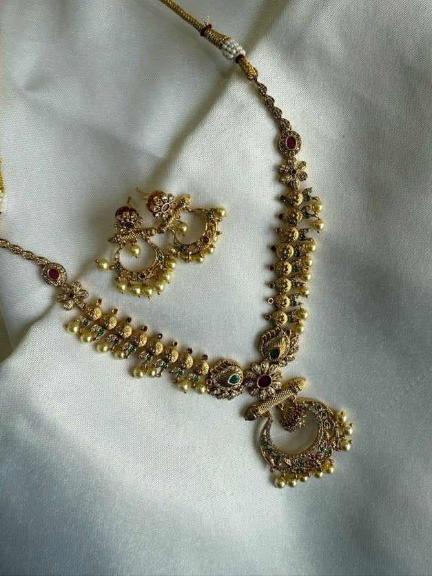 Traditional Gold Set - 17