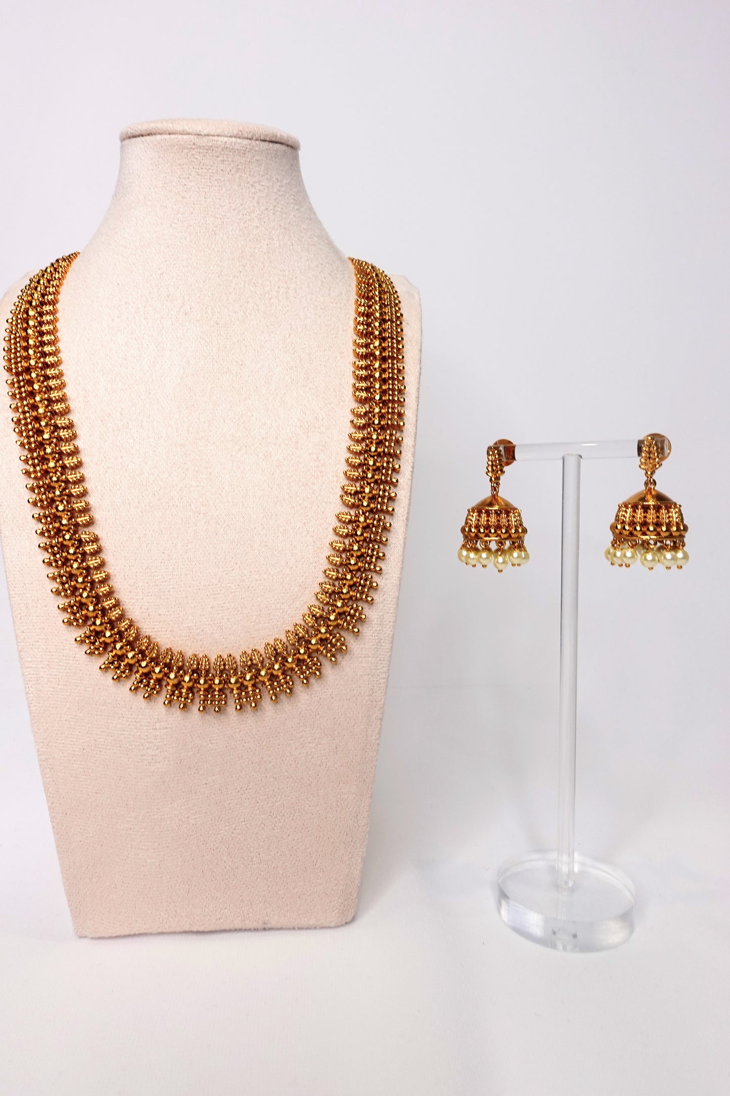 Long Leaf Pearl Set - 179